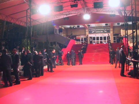 カンヌ映画祭の赤いカーペット
