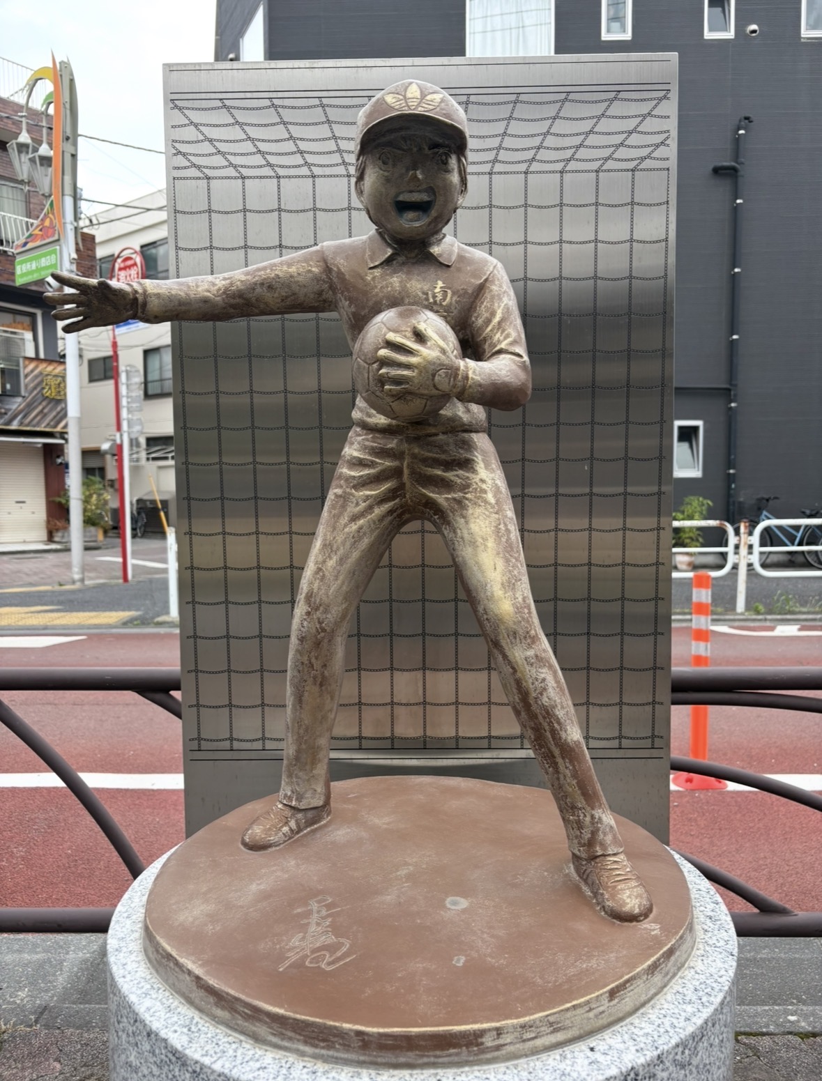 岬太郎。翼の相棒として、あの「スカイラブハリケーン」を二人で放った永遠のパートナー。